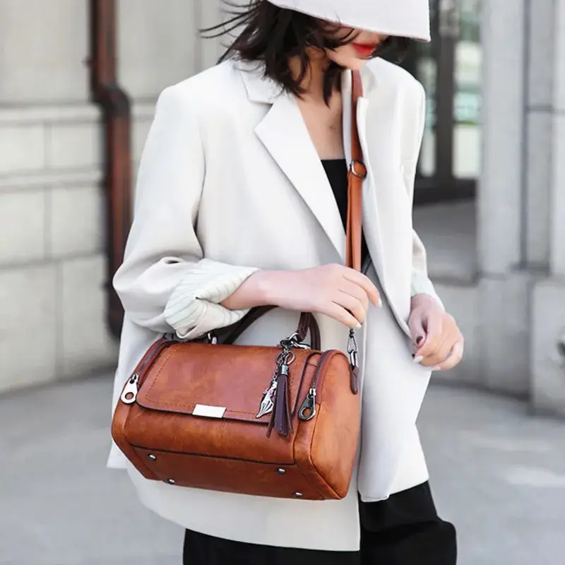 Tassel Decor Women’s Large Capacity Shoulder Bag Fashion Zipper Crossbody Bag With Removable Strap Boston Handbag Tassel Decor Women's Large Capacity Shoulder Bag Fashion Zipper Crossbody Bag With Removable Strap Boston Handbag