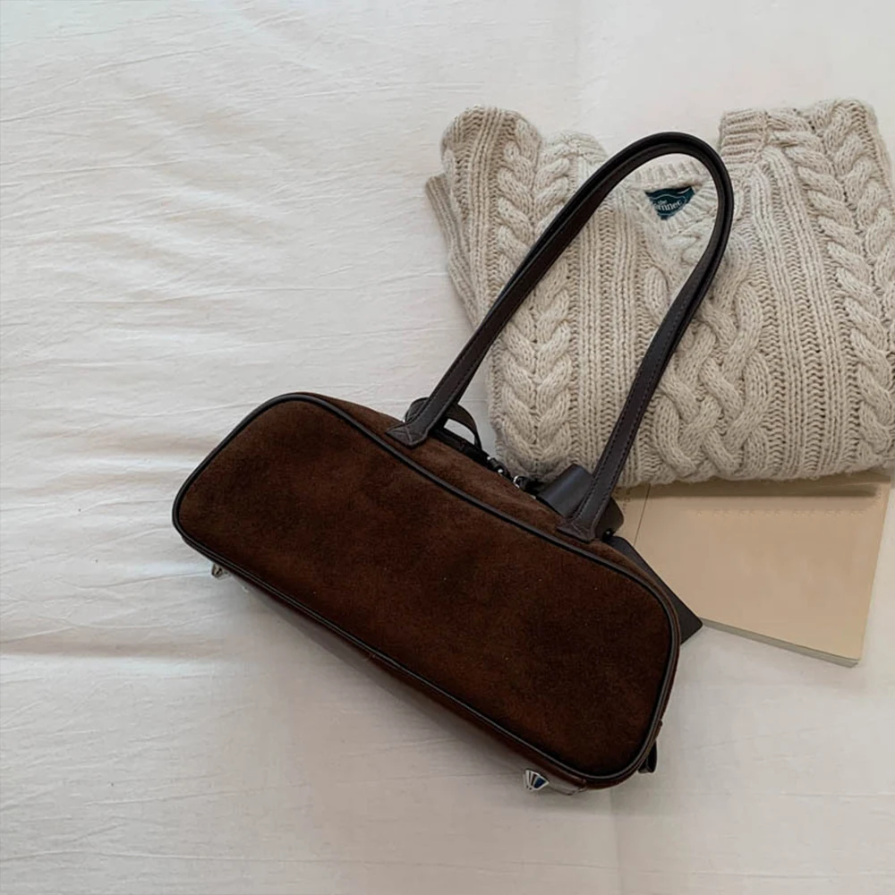 Retro Hand-Held Bowling Bag for Women’s Autumn and Winter New Fashion Trend Suede Underarm Bag, Niche Commuting Bag Retro Hand-Held Bowling Bag for Women's Autumn and Winter New Fashion Trend Suede Underarm Bag, Niche Commuting Bag