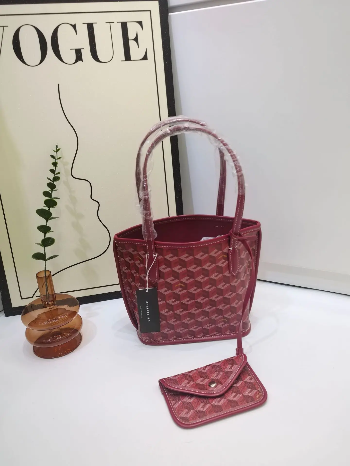 Christy NG Mini Tote Women’s Bag Fashionable Versatile Shopping Basket Handbag Single Shoulder Bag Fresh Sweet Style PU Material Christy NG Mini Tote Women's Bag Fashionable Versatile Shopping Basket Handbag Single Shoulder Bag Fresh Sweet Style PU Material