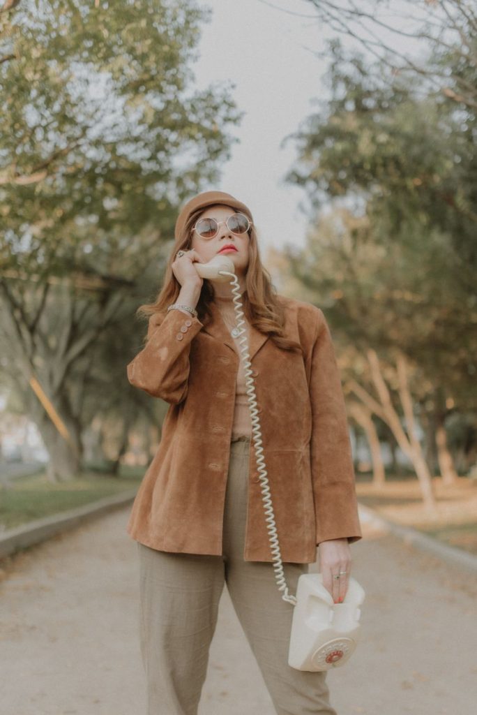 woman model of vintage casual fashion
